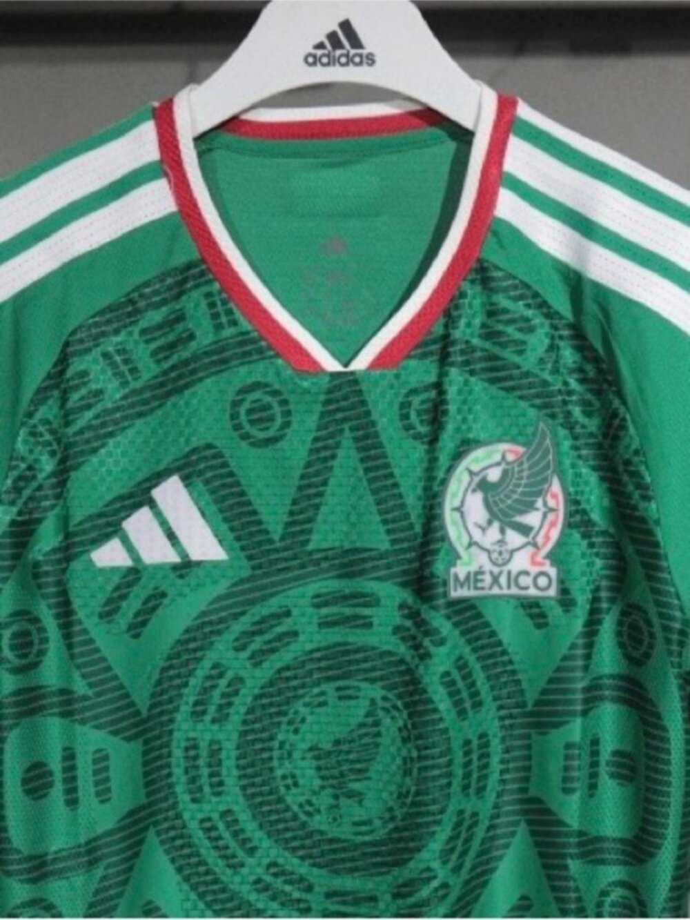 2026 World Cup Mexico Green Men's Soccer Jersey - Picture 2 of 5